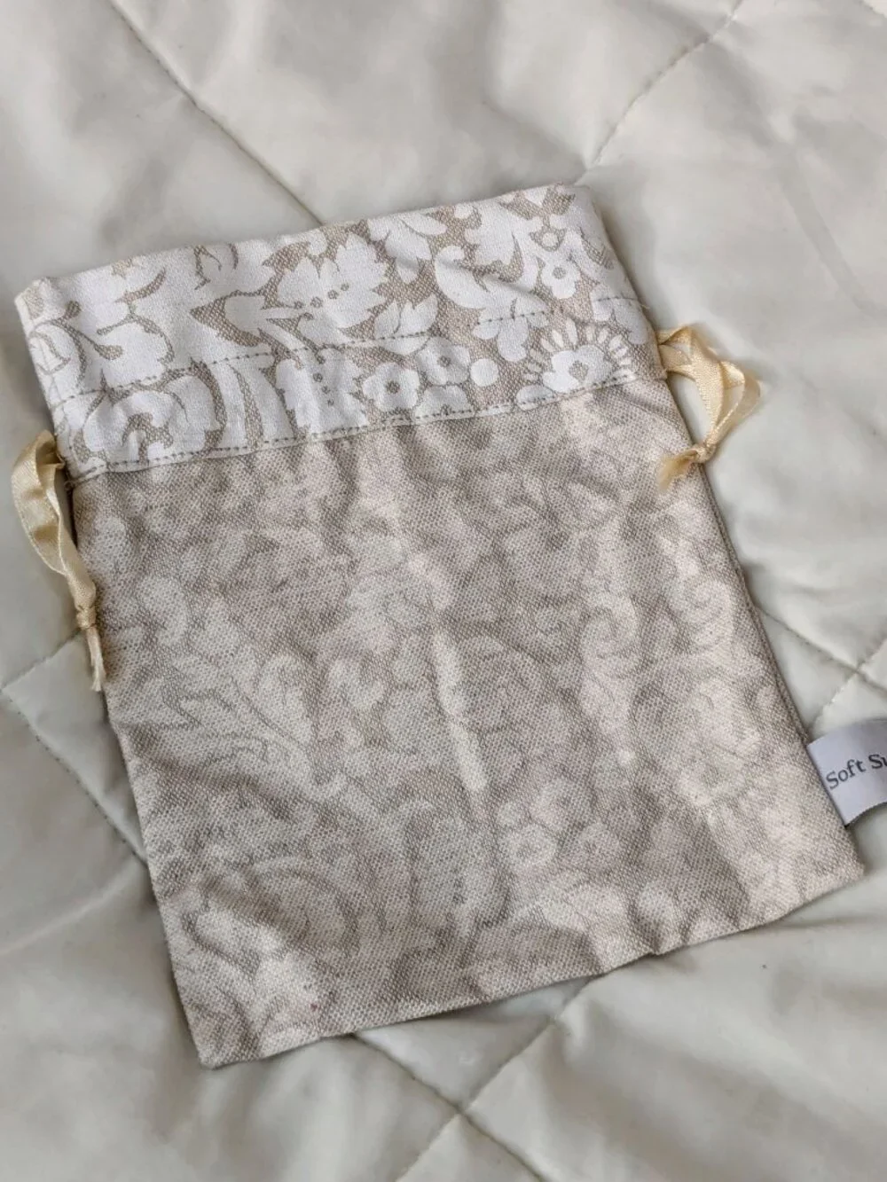 Soft Surroundings Cream Cotton Linen Drawstring Jewelry Dust Bag for Gift Giving